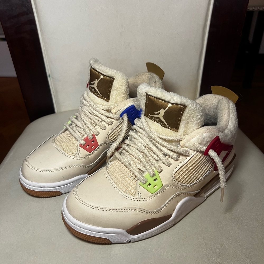 Jordan 4 retro “ Where the wild things are ”